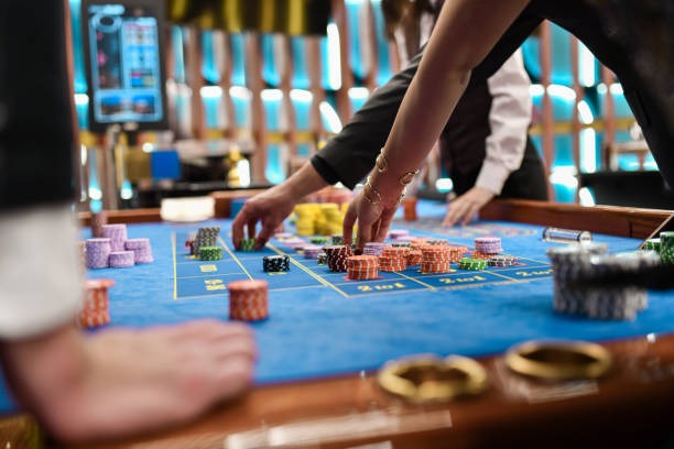 Mega Moolah slot interface showing reels, paylines, and progressive jackpot display